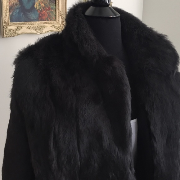Vintage black fur coat. Gorgeous! - Picture 2 of 3